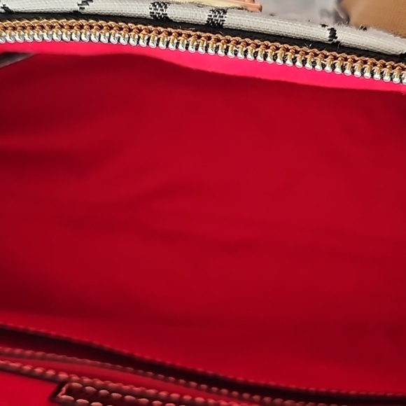 Handbag - Picture 7 of 8